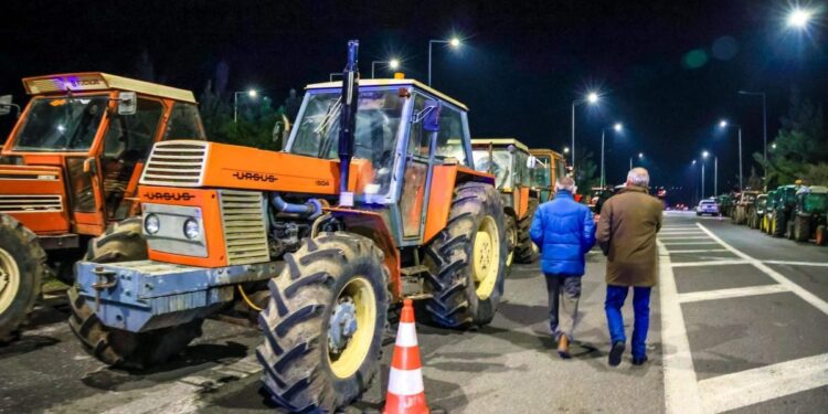 Αύριο στο Μαξίμου οι αγρότες με 14 αιτήματα – Κόστος παραγωγής, χαμένο εισόδημα και κτηνοτροφία στο επίκεντρο