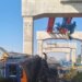 Τραγωδία στην Ταϊλάνδη: Γερανός κατέρρευσε πάνω σε τρένο, τουλάχιστον 22 νεκροί και 30 τραυματίες