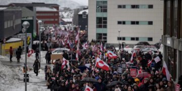 Η ΕΕ εξετάζει αδιανόητα αντίποινα στον Τραμπ που κλιμακώνει τις απειλές για την Γροιλανδία, λέει το Politico
