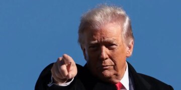 Τραμπ: «Οι ΗΠΑ χρειάζονται την Γροιλανδία - Το NATO να βοηθήσει ώστε να την πάρουμε αλλιώς θα το κάνουν Ρωσία ή Κίνα»