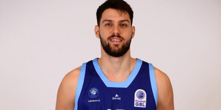 Ολοκληρώθηκε ο δανεισμός του Τσάμη στη Μύκονο - www.ertsports.gr