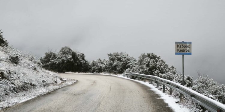 Αλλάζει το σκηνικό του καιρού το Σαββατοκύριακο – Που θα καταγραφούν χιόνια, ισχυροί άνεμοι και παγετός