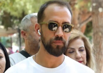 Στο κεφάλι της μάνας μου είχε βγει ένας σταυρός, 40 μέρες πριν πεθάνει