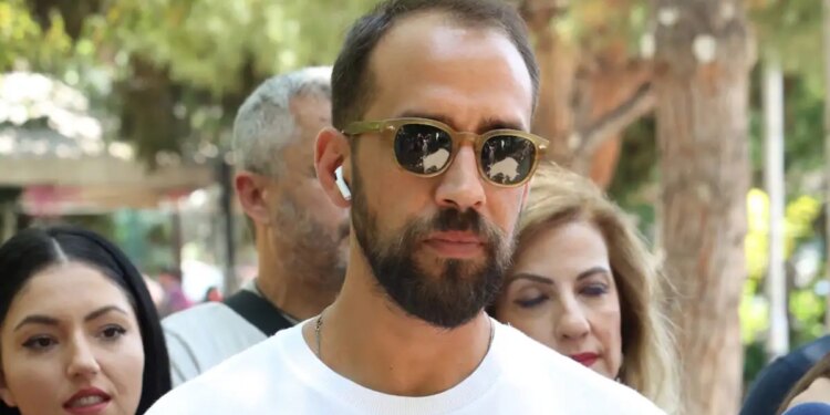 Στο κεφάλι της μάνας μου είχε βγει ένας σταυρός, 40 μέρες πριν πεθάνει