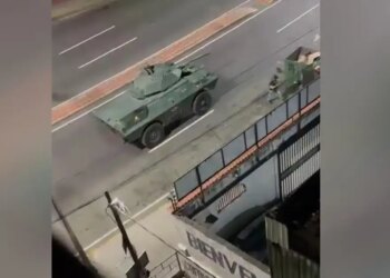 Βενεζουέλα: Η Κολομβία αναπτύσσει στρατιωτικές δυνάμεις στα σύνορα μετά την αμερικανική επίθεση - Διεθνείς αντιδράσεις
