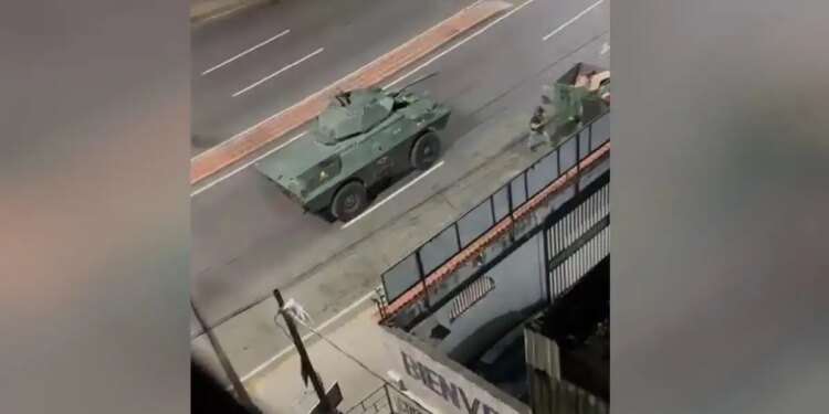 Βενεζουέλα: Η Κολομβία αναπτύσσει στρατιωτικές δυνάμεις στα σύνορα μετά την αμερικανική επίθεση - Διεθνείς αντιδράσεις