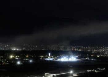 Βενεζουέλα: Ισχυρές εκρήξεις ακούγονται στο Καράκας - Μαρτυρίες για πτήσεις αεροπλάνων