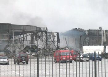 Τρίκαλα: Στον εισαγγελέα ο ιδιοκτήτης και στελέχη του εργοστασίου μετά τη φονική έκρηξη – Στο μικροσκόπιο διαρροή προπανίου