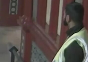 Βρετανία: Σεκιουριτάς «άρπαξε» 14χρονη όταν περίμενε το τρένο, την παρέσυρε στο γραφείο του και την βίασε