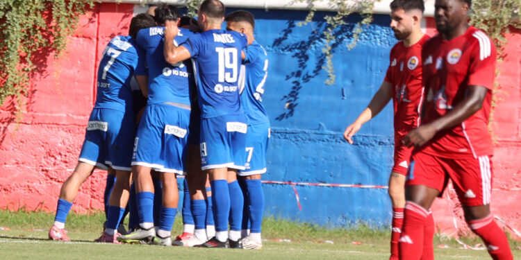 Παρελθόν οι Μεγιάδο και Νεκούλ από τα Χανιά - www.ertsports.gr