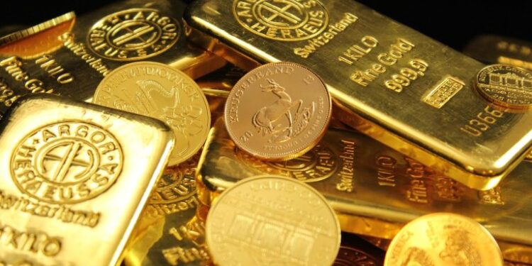 Στα ύψη εκτινάσσεται ο χρυσός – Έσπασε για πρώτη φορά στην ιστορία το όριο των 5.000 δολαρίων ανά ουγγιά