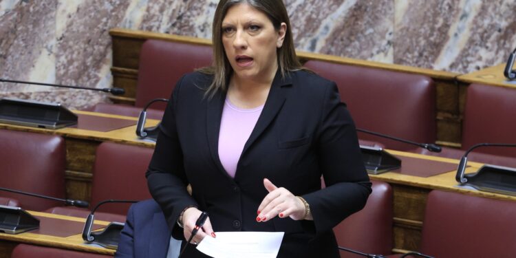 Αίτημα της Ζωής Κωνσταντοπούλου προς τον Νικήτα Κακλαμάνη για σύγκληση της Βουλής μετά τις εξελίξεις στη Βενεζουέλα