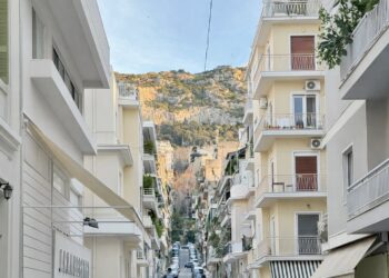 Ισχυρή ανάκαμψη στη στεγαστική πίστη – Άνοδος σε επιχειρηματικά και καταναλωτικά δάνεια το 2025