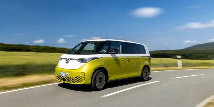 VW ID Buzz: Αυτή το καινούργιο αξεσουάρ συνδυάζει εργασία και οικογένεια
