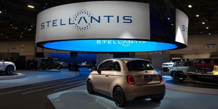 Stellantis: Νέα σχέδια για τα εργοστάσια στην Ιταλία