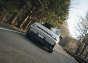 Το Leapmotor C10 έρχεται και ως τετρακίνητο 600 ίππων