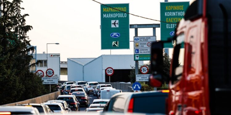 Αττική Οδός: Το σχέδιο της Τροχαίας για το κυκλοφοριακό χάος