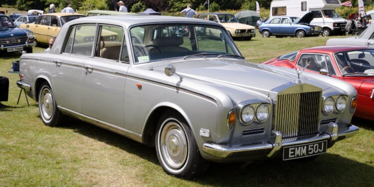 Πήγε για επισκευή τη Rolls-Royce και δεν την πήρε ποτέ πίσω!