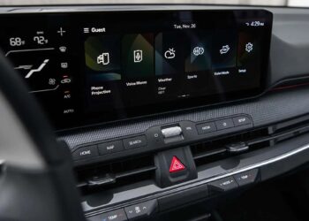 Η Kia επιμένει στους φυσικούς διακόπτες