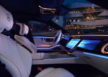 Η Mercedes-Benz θα κάνει μασάζ και στο κεφάλι του οδηγού
