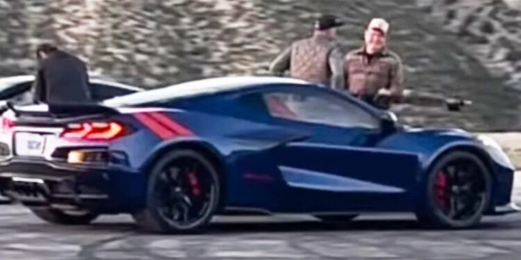 Πρόωρη εμφάνιση για τη νέα Chevrolet Corvette Grand Sport (+video)