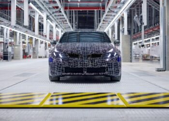 BMW i3 Neue Klasse: Πάει να χτυπήσει τετραψήφιο;