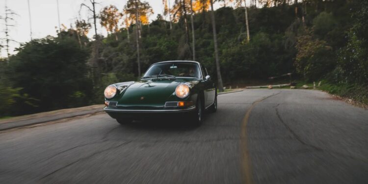 Πόσο σπάνιες είναι οι Porsche που πουλάει ο Μάγκνους Γουόκερ;