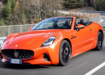 Ηλεκτρικά supercars: Όταν οι εκπτώσεις γίνονται κραυγή αγωνίας