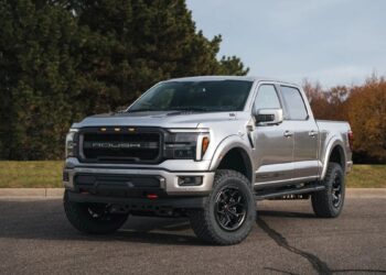 Αυτό το Ford F-150 είναι θηρίο