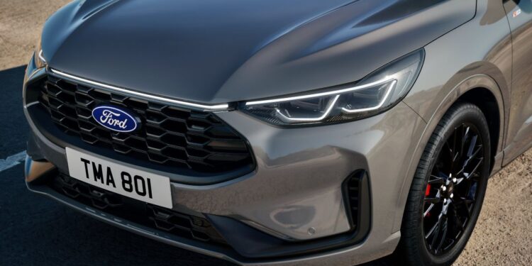 Ford: Τα φώτα Matrix LED κάνουν τη νύχτα μέρα