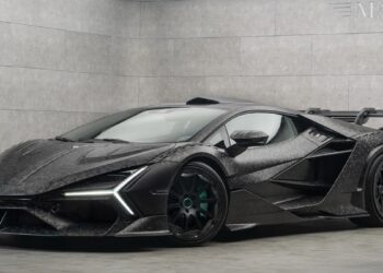 Carbonado X: Η Mansory μεταμορφώνει τη Lamborghini Revuelto σε hypercar 1.120 ίππων