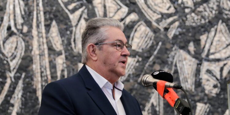 Την αλληλεγγύη του στον λαό της Κούβας εξέφρασε ο Δ. Κουτσούμπας κατά τη συνάντηση του με τον πρέσβη της χώρας