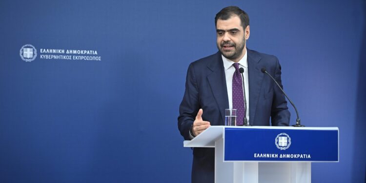 Live - Μαρινάκης: Η στάση της χώρας δείχνει τον δρόμο του υπεύθυνου πατριωτισμού με προσήλωση στο Διεθνές Δίκαιο