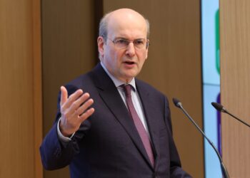 Χατζηδάκης στο ΕΡΤnews: Το νομοσχέδιο για τη γραφειοκρατία, θα μειώσει τις ιστορίες καθημερινής τρέλας