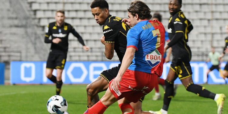 Μοιρασιά στο Πανθεσσαλικό για Βόλο και Άρη - www.ertsports.gr