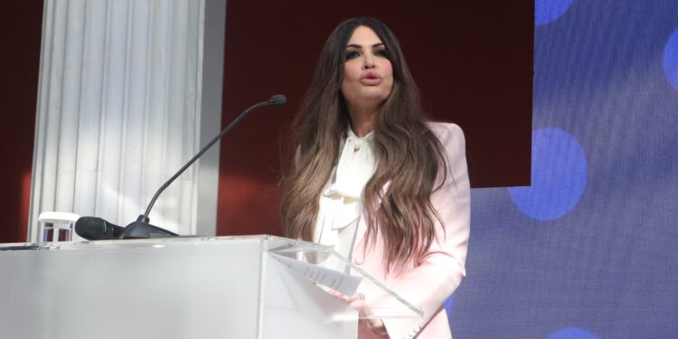 Συνάντηση της Κίμπερλι Γκίλφοϊλ με Αμερικανούς Γερουσιαστές - ertnews.gr