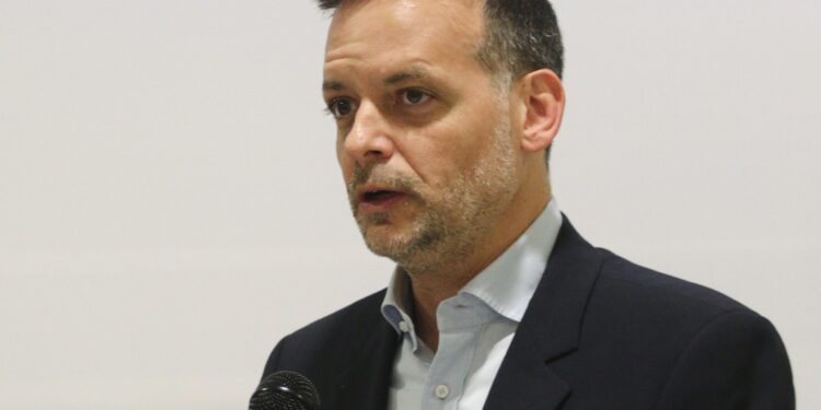 Χάρης Δούκας: Το επερχόμενο συνέδριο του ΠΑΣΟΚ είναι η τελευταία ευκαιρία για επανεκκίνηση - ertnews.gr