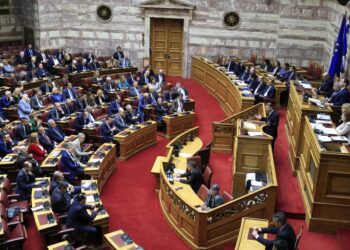 Με 158 ψήφους πέρασε το νομοσχέδιο για τις Συλλογικές Συμβάσεις Εργασίας
