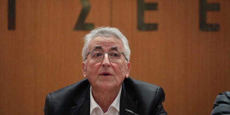 Υπόθεση Παναγόπουλου: Στο μικροσκόπιο οι διαδρομές του μαύρου χρήματος - Στο «κάδρο» και άλλα πρόσωπα - ertnews.gr