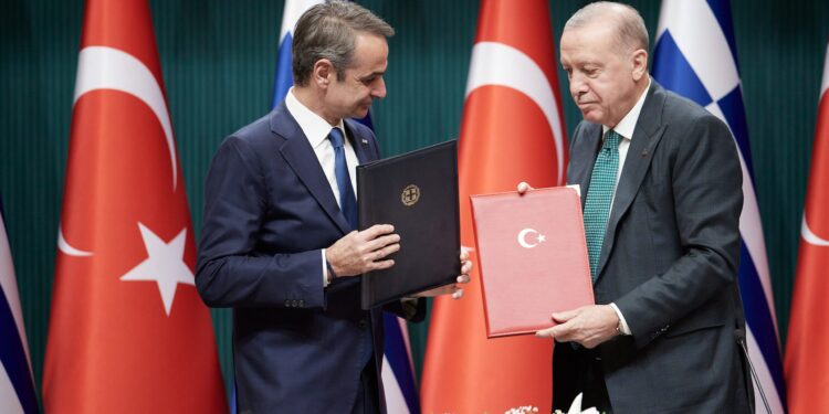 Συνάντηση Μητσοτάκη - Ερντογάν: Κοινή θέση η διατήρηση πολυεπίπεδων διαύλων επικοινωνίας ανάμεσα στις δύο χώρες - ertnews.gr