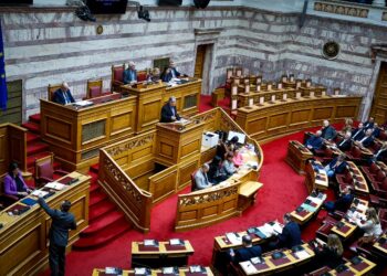 Την απόσυρση του νομοσχεδίου για τις ΣΣΕ ζήτησε η αντιπολίτευση - Ν. Κεραμέως: Μιλήστε καθαρά αν τις θέλετε και μην υπεκφεύγετε - ertnews.gr