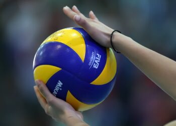 Μάχη για τρεις η απευθείας άνοδος - www.ertsports.gr