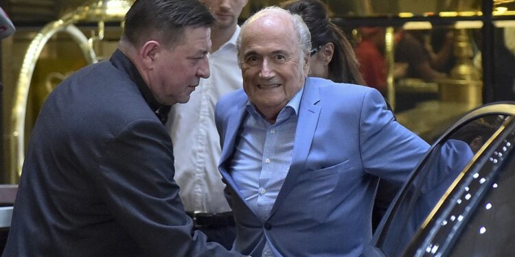 Μπλάτερ: «Τραμπ και Ινφαντίνο μετατρέπουν το ποδόσφαιρο σε πολιτική» - www.ertsports.gr