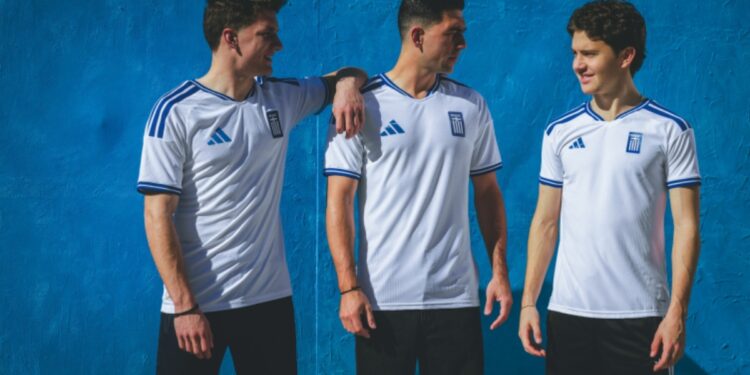 Το βίντεο της παρουσίασης της νέας φανέλας της Εθνικής - www.ertsports.gr