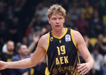 ΑΕΚ: Εκτός εξάδας ξένων ο Κουζμίνσκας με Ολυμπιακό - www.ertsports.gr