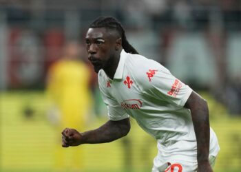 O Κεν χάρισε σπουδαίο τρίποντο στη Φιορεντίνα - www.ertsports.gr