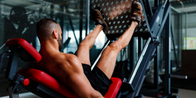 Οι 5 πιο σημαντικές ασκήσεις ενδυνάμωσης για άνδρες άνω των 50