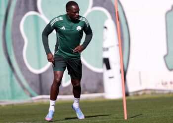 Με Σισοκό αλλά χωρίς Ίνγκασον η αποστολή του Παναθηναϊκού για το παιχνίδι με τον Άρη - www.ertsports.gr