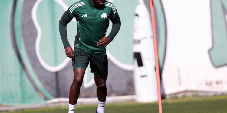 Με Σισοκό αλλά χωρίς Ίνγκασον η αποστολή του Παναθηναϊκού για το παιχνίδι με τον Άρη - www.ertsports.gr