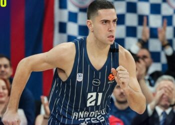 Η βελτιωμένη Αναντολού Εφές συνέτριψε την Βίρτους Μπολόνια - www.ertsports.gr